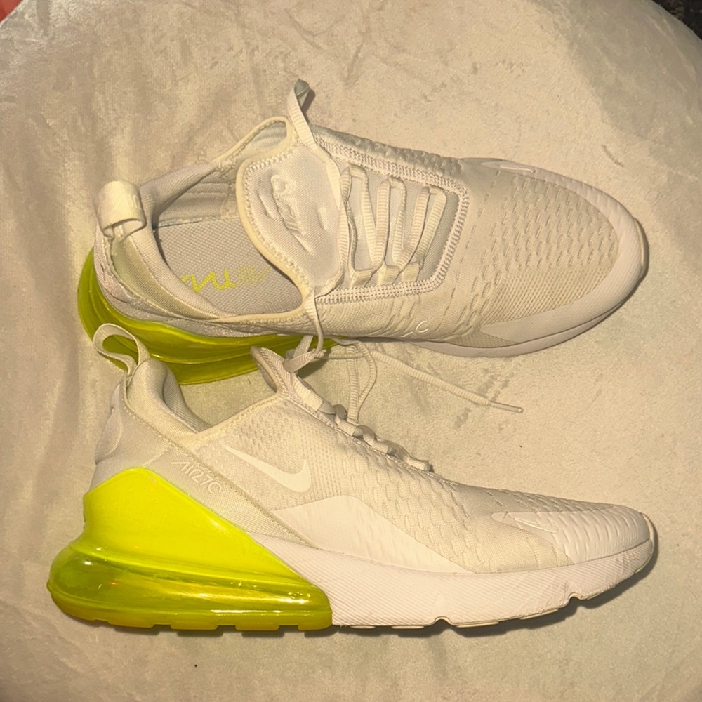 Nike Air Max 270 Cream and Neon Sneakers